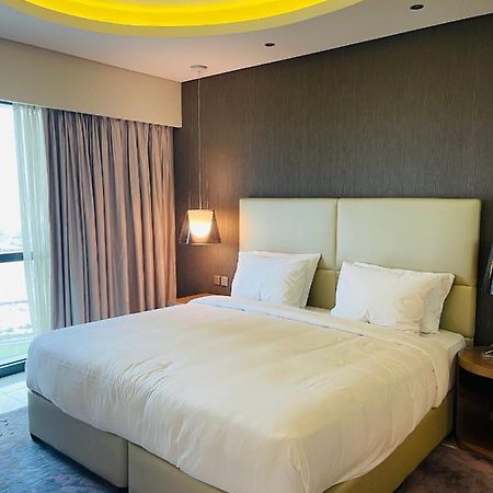 דובאי A3301 Paramount Hotel 5 Star Two Bedroom Burj Khalifa Around מראה חיצוני תמונה